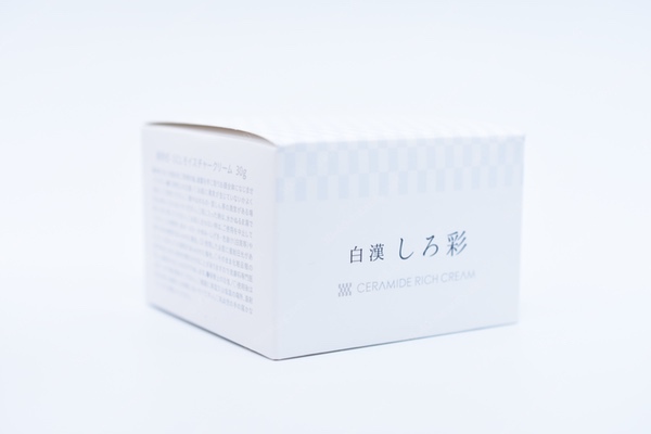 白漢しろ彩
